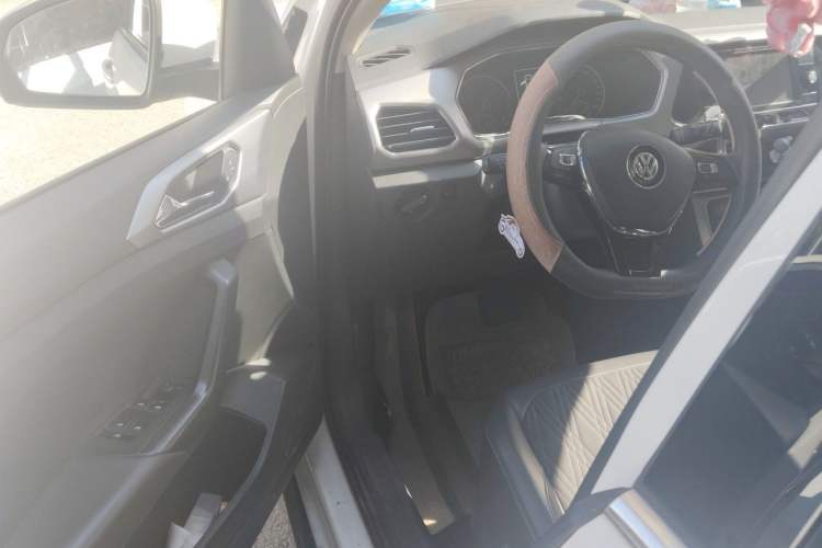Used Volkswagen T-Cross 2020 280TSI DSG Comfort Edition Driver Seat