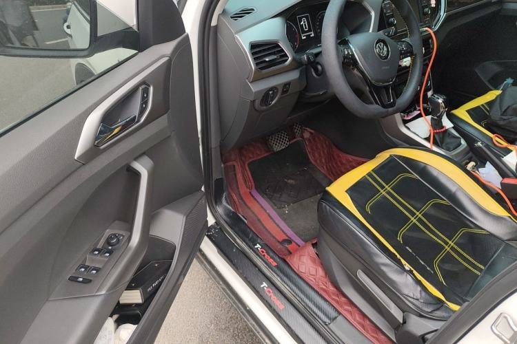 Used Volkswagen T-Cross 2020 280TSI DSG Comfort Edition Driver Seat