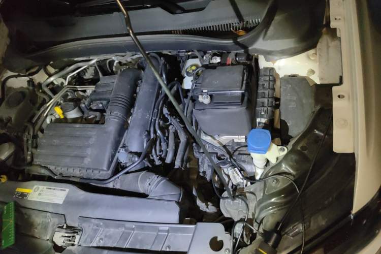 Used Volkswagen T-Cross 2020 280TSI DSG Comfort Edition Engine Bay Left