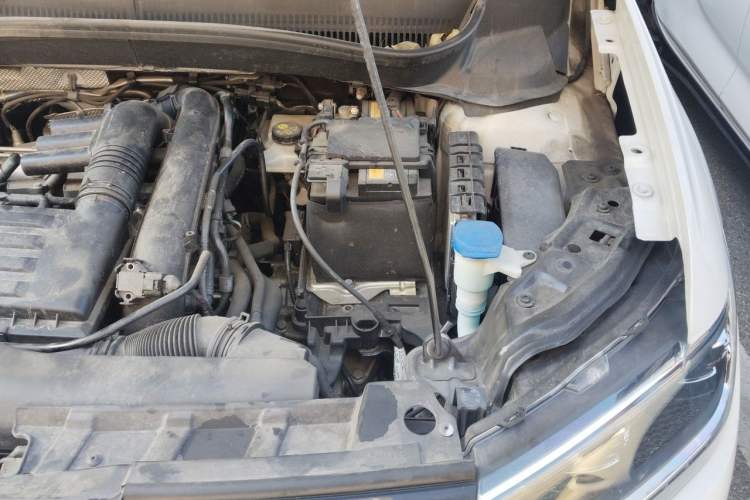 Used Volkswagen T-Cross 2020 280TSI DSG Comfort Edition Engine Bay Left