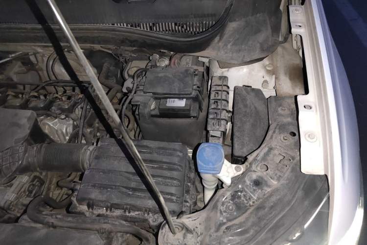 Used Volkswagen T-Cross 2020 1.5L Automatic Comfort Edition Engine Bay Left