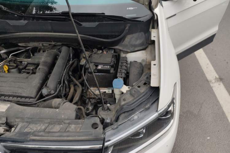 Used Volkswagen T-Cross 2020 280TSI DSG Comfort Edition Engine Bay Left