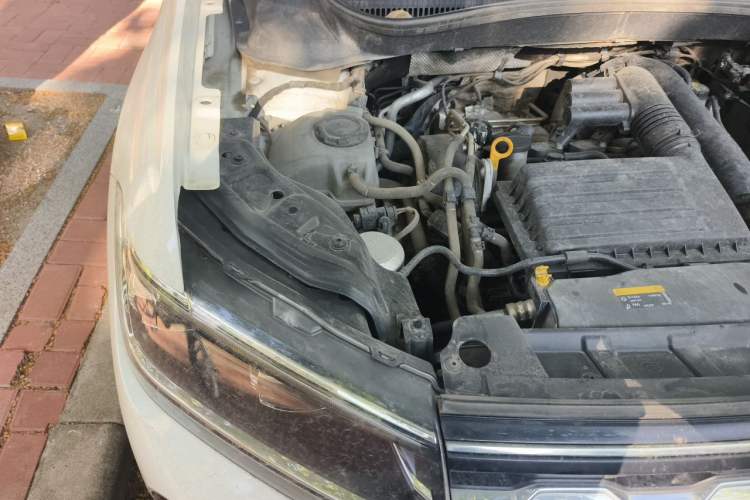 Used Volkswagen T-Cross 2020 280TSI DSG Comfort Edition Engine Bay Right