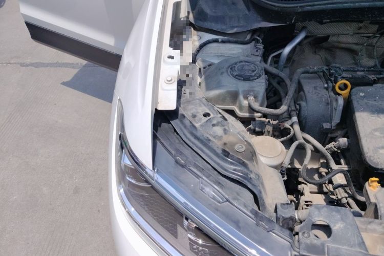 Used Volkswagen T-Cross 2020 1.5L Automatic Comfort Edition Engine Bay Right