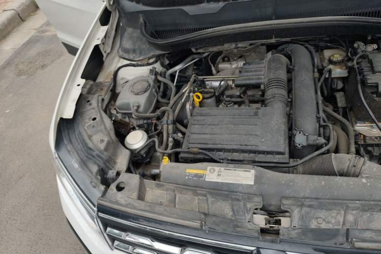 Used Volkswagen T-Cross 2020 280TSI DSG Comfort Edition Engine Bay Right