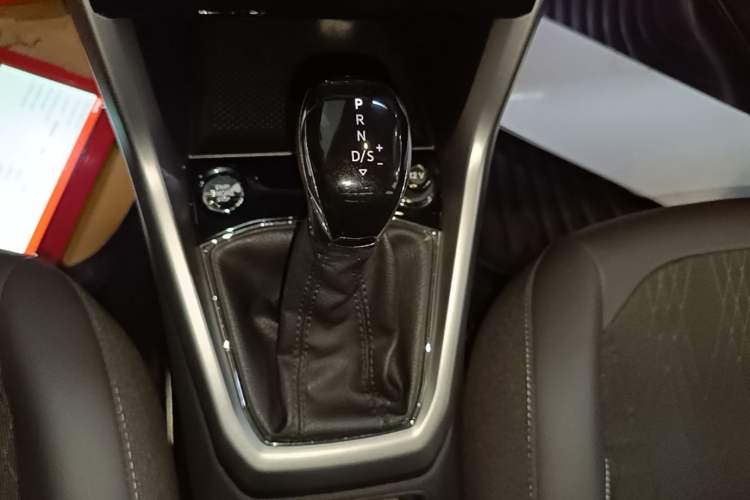 Used Volkswagen T-Cross 2020 280TSI DSG Comfort Edition Gear Lever