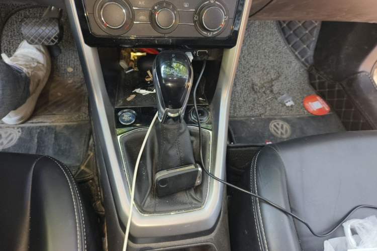 Used Volkswagen T-Cross 2020 280TSI DSG Comfort Edition Gear Lever