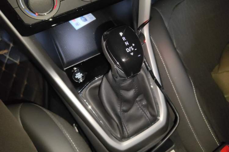 Used Volkswagen T-Cross 2020 280TSI DSG Comfort Edition Gear Lever