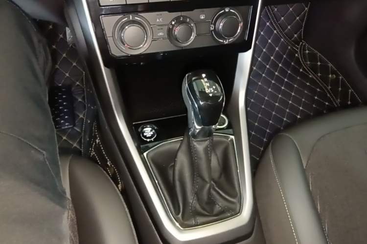 Used Volkswagen T-Cross 2020 280TSI DSG Comfort Edition Gear Lever