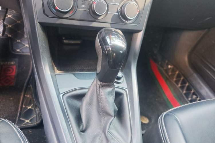Used Volkswagen T-Cross 2020 1.5L Automatic Fashion Edition Gear Lever