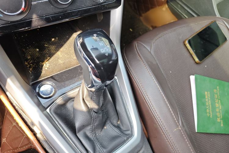 Used Volkswagen T-Cross 2020 280TSI DSG Comfort Edition Gear Lever