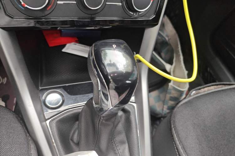 Used Volkswagen T-Cross 2020 1.5L Automatic Comfort Edition Gear Lever