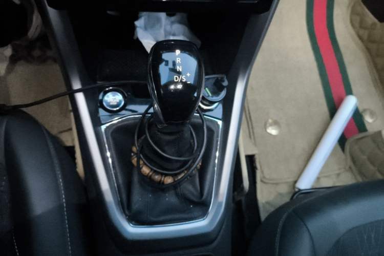 Used Volkswagen T-Cross 2020 1.5L Automatic Comfort Edition Gear Lever