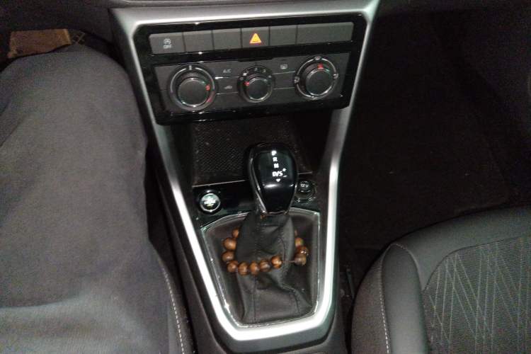 Used Volkswagen T-Cross 2020 1.5L Automatic Comfort Edition Gear Lever