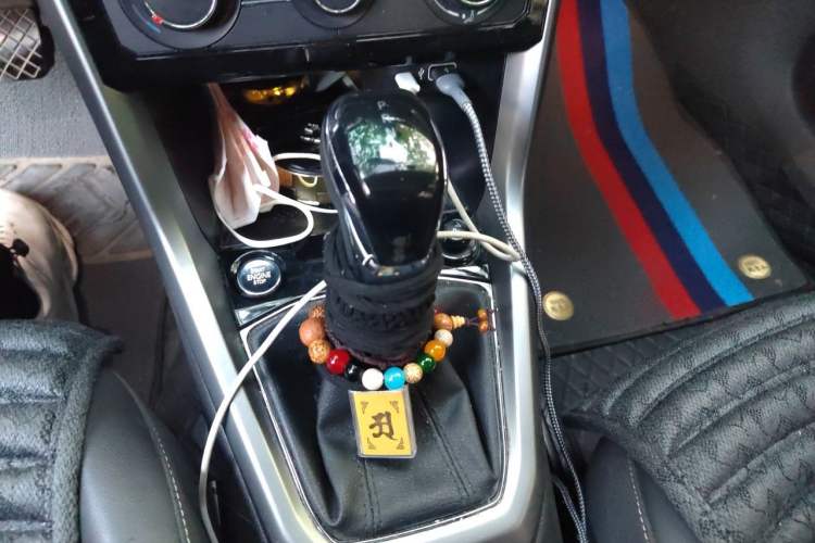 Used Volkswagen T-Cross 2020 1.5L Automatic Comfort Edition Gear Lever