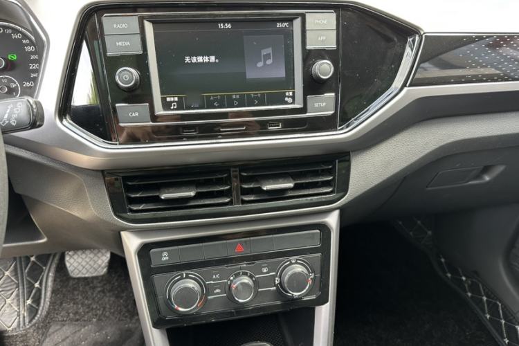 Used Volkswagen T-Cross 2020 280TSI DSG Comfort Edition Interior 6