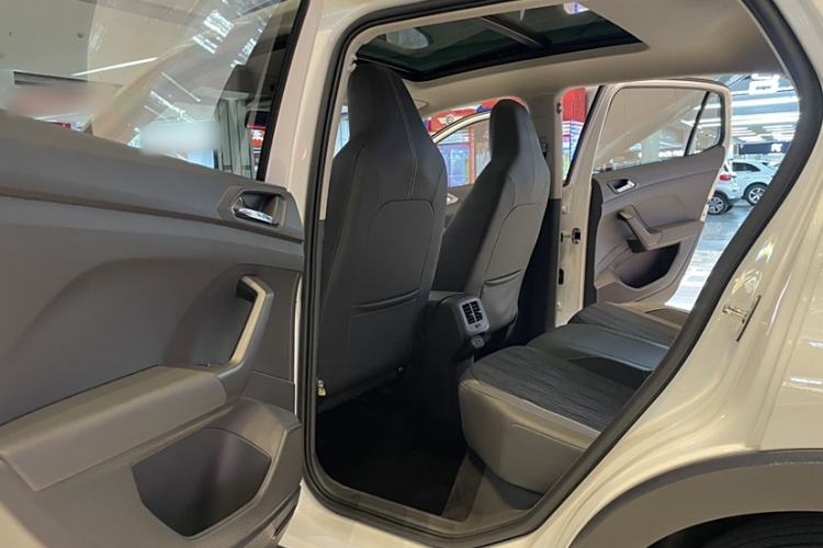 Used Volkswagen T-Cross 2020 280TSI DSG Comfort Edition Interior 6
