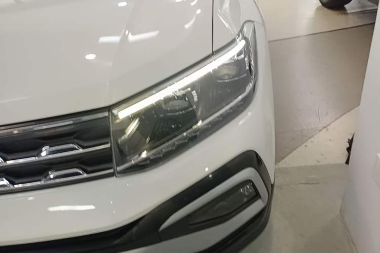 Used Volkswagen T-Cross 2020 280TSI DSG Comfort Edition Left Front Headlight