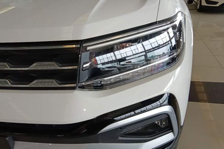 Used Volkswagen T-Cross 2020 280TSI DSG Comfort Edition Left Front Headlight