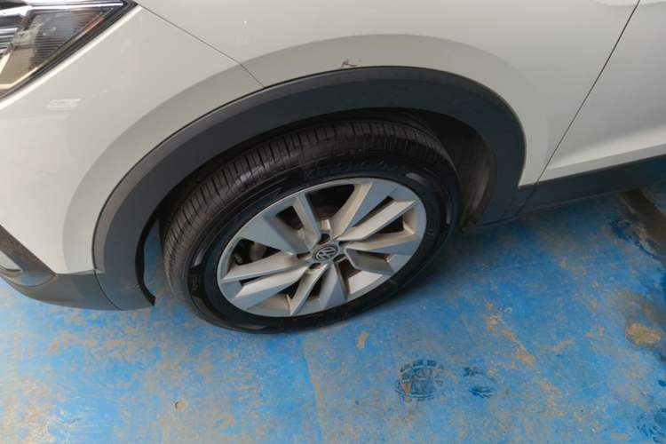Used Volkswagen T-Cross 2020 1.5L Automatic Comfort Edition Left Front Wheel Hub