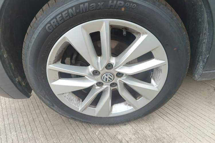 Used Volkswagen T-Cross 2020 1.5L Automatic Comfort Edition Left Front Wheel Hub