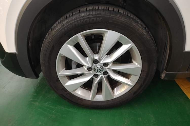 Used Volkswagen T-Cross 2020 1.5L Automatic Comfort Edition Left Front Wheel Hub