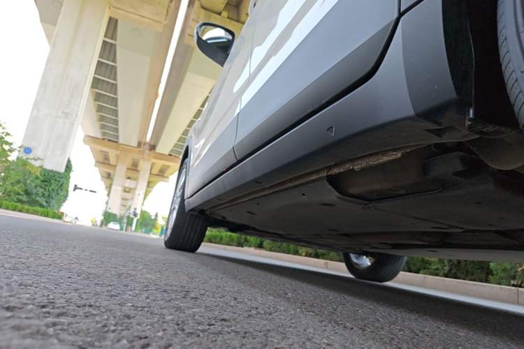Used Volkswagen T-Cross 2020 280TSI DSG Comfort Edition Left Side Sill