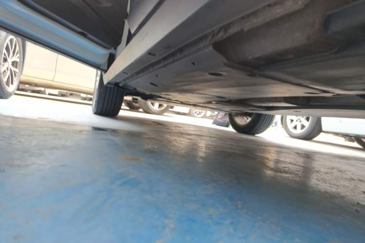 Used Volkswagen T-Cross 2020 1.5L Automatic Comfort Edition Left Side Sill
