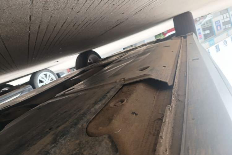 Used Volkswagen T-Cross 2020 1.5L Automatic Comfort Edition Left Side Sill