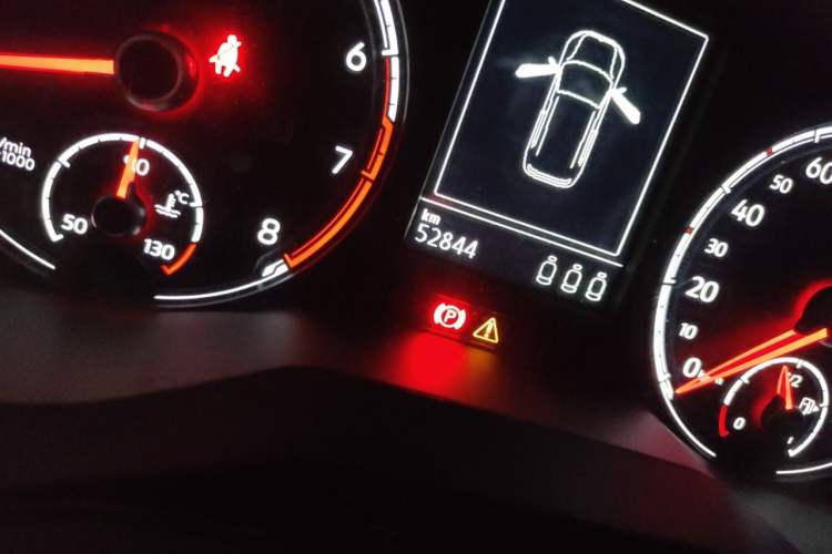 Used Volkswagen T-Cross 2020 280TSI DSG Comfort Edition Odometer Close Up