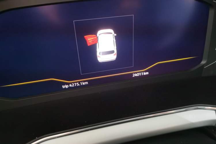 Used Volkswagen T-Cross 2020 280TSI DSG Luxury Edition Odometer Close Up
