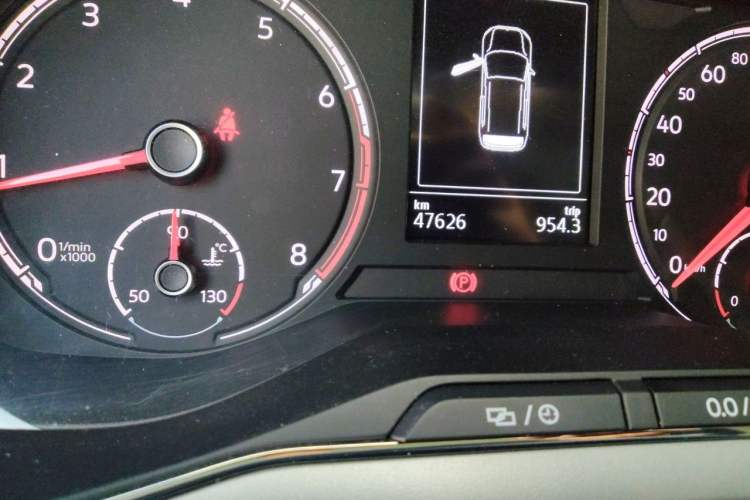 Used Volkswagen T-Cross 2020 1.5L Automatic Comfort Edition Odometer Close Up