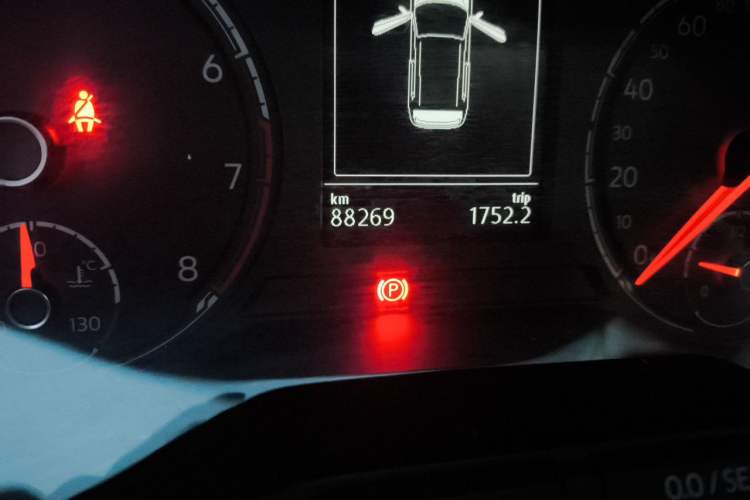 Used Volkswagen T-Cross 2020 1.5L Automatic Comfort Edition Odometer Close Up