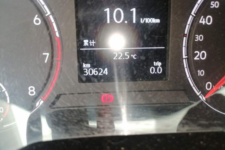 Used Volkswagen T-Cross 2020 280TSI DSG Comfort Edition Odometer Close Up