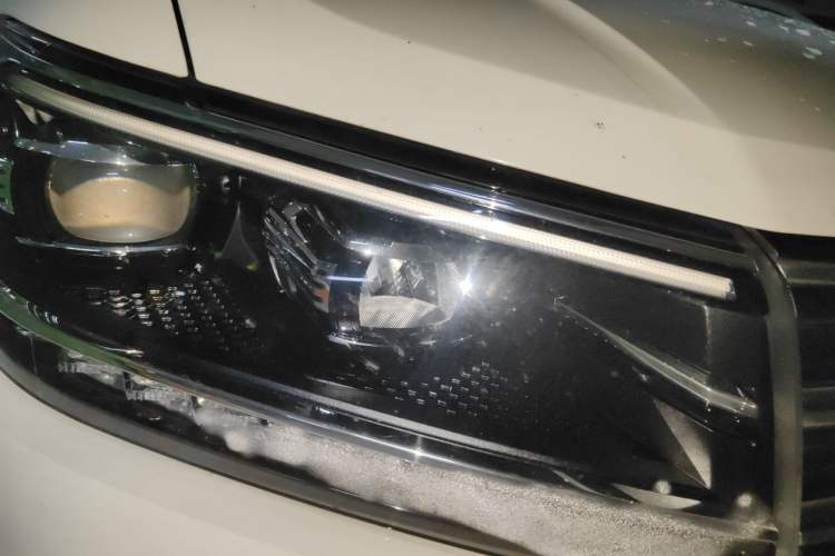 Used Volkswagen T-Cross 2020 280TSI DSG Comfort Edition Right Front Headlight