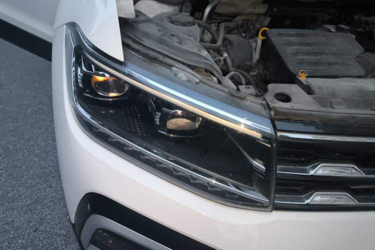 Used Volkswagen T-Cross 2020 1.5L Automatic Comfort Edition Right Front Headlight