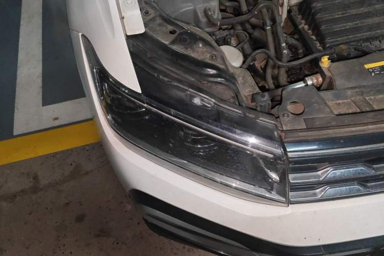 Used Volkswagen T-Cross 2020 280TSI DSG Comfort Edition Right Front Headlight