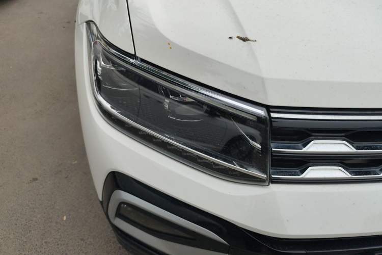 Used Volkswagen T-Cross 2020 280TSI DSG Comfort Edition Right Front Headlight