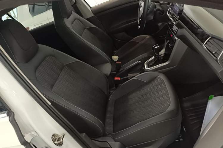 Used Volkswagen T-Cross 2020 280TSI DSG Comfort Edition Right Front Seat