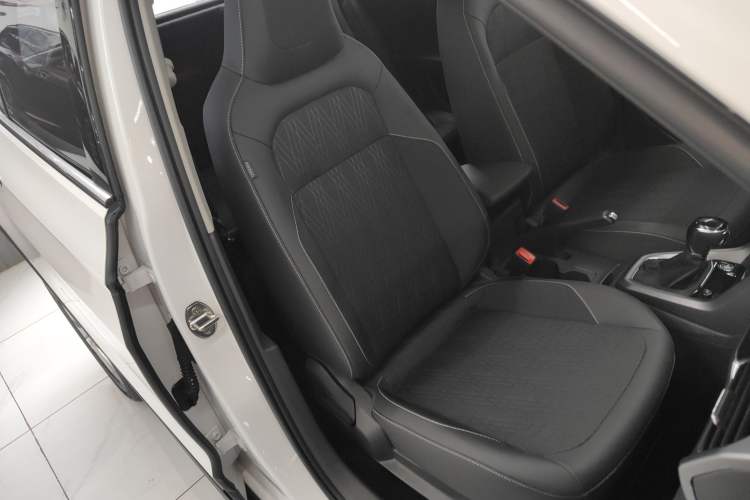 Used Volkswagen T-Cross 2020 280TSI DSG Comfort Edition Right Front Seat