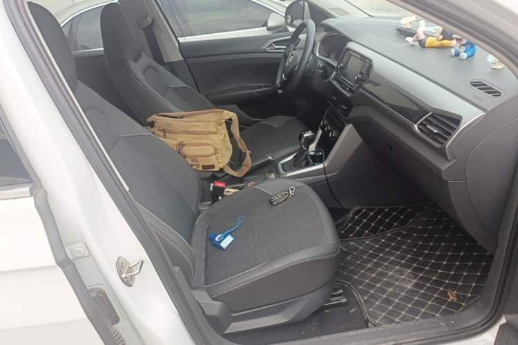 Used Volkswagen T-Cross 2020 1.5L Automatic Comfort Edition Right Front Seat