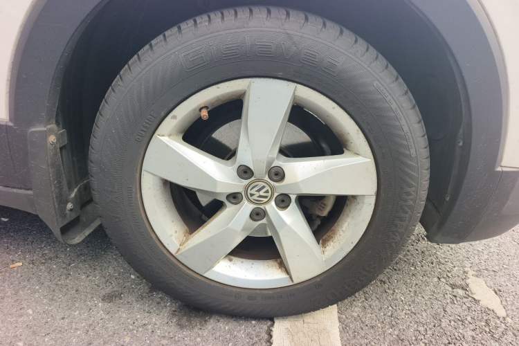 Used Volkswagen T-Cross 2020 1.5L Automatic Fashion Edition Right Front Wheel Hub