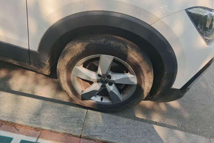 Used Volkswagen T-Cross 2020 1.5L Automatic Fashion Edition Right Front Wheel Hub