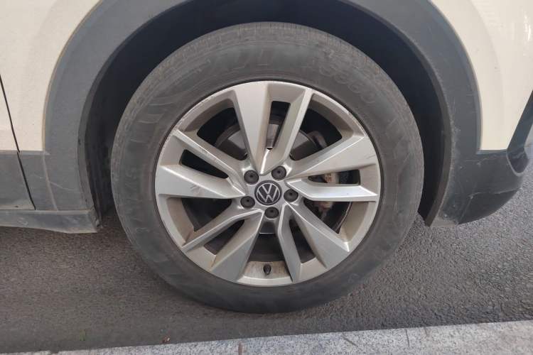 Used Volkswagen T-Cross 2020 1.5L Automatic Comfort Edition Right Front Wheel Hub
