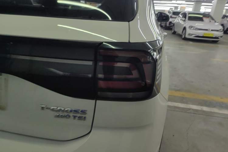 Used Volkswagen T-Cross 2020 280TSI DSG Comfort Edition Right Rear Taillight