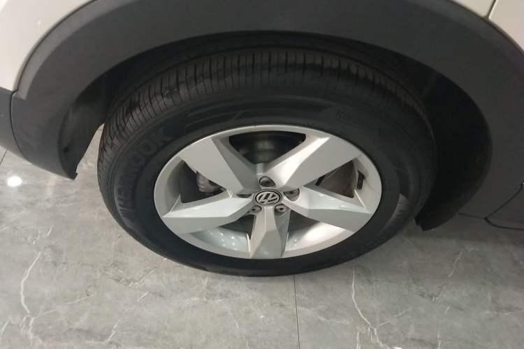 Used Volkswagen T-Cross 2020 1.5L Automatic Fashion Edition Right Rear Wheel Hub
