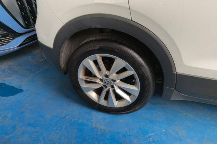 Used Volkswagen T-Cross 2020 1.5L Automatic Comfort Edition Right Rear Wheel Hub