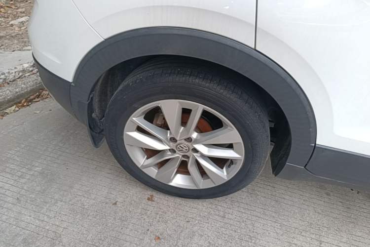 Used Volkswagen T-Cross 2020 280TSI DSG Comfort Edition Right Rear Wheel Hub