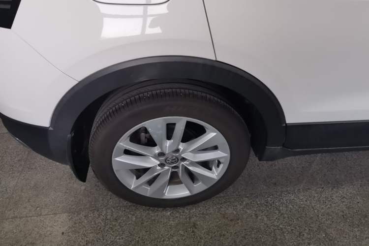 Used Volkswagen T-Cross 2020 280TSI DSG Comfort Edition Right Rear Wheel Hub