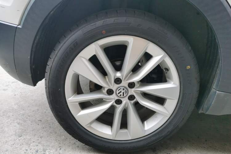 Used Volkswagen T-Cross 2020 280TSI DSG Comfort Edition Right Rear Wheel Hub